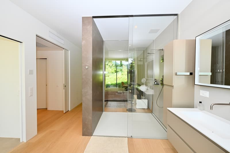 Villa Moderna di Lusso  - Pace, Privacy ed Eleganza Contemporanea (13)