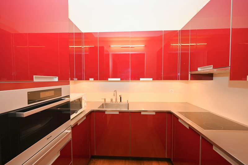 Moderno Appartamento con Terrazza e Vista Mozzafiato sul Lago (8)