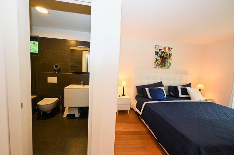 Raffinato Appartamento con Vista Lago, Perfetto come Casa Vacanze (12)