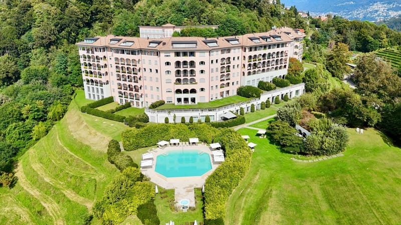 Spazioso Appartamento di Lusso con Giardino nel Resort Collina d'Oro (3)
