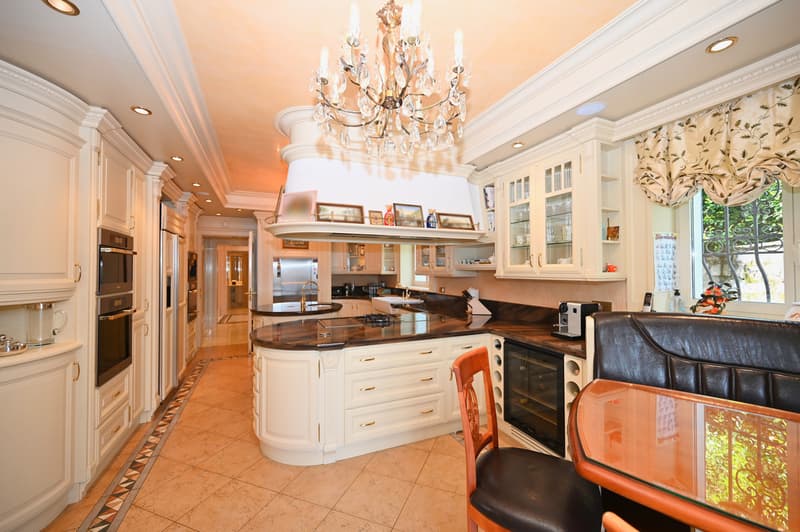 Eleganza Straordinaria: Esclusivo Villa nel Cuore di Lugano-Sorengo (12)