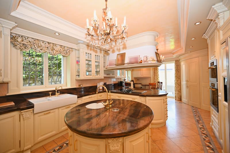 Eleganza Straordinaria: Esclusivo Villa nel Cuore di Lugano-Sorengo (11)