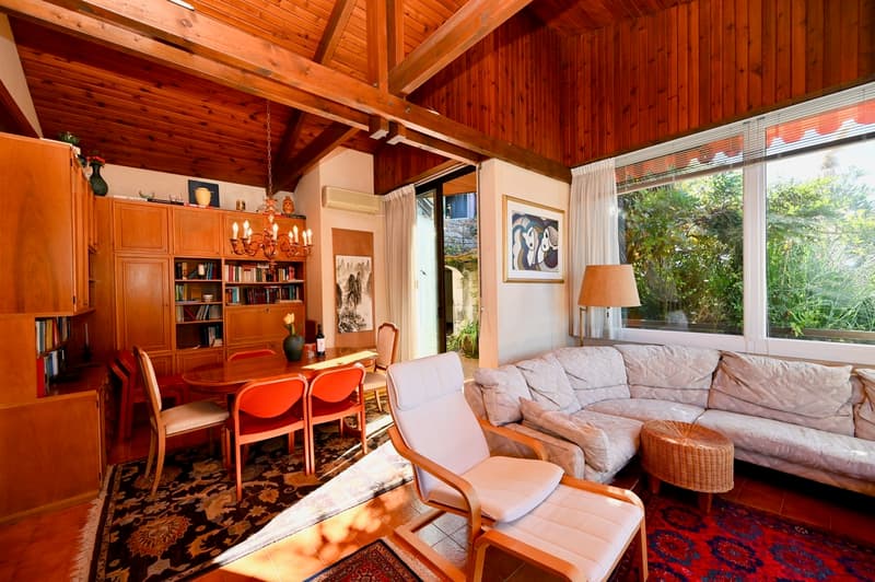 Villa with 2 Independent Apartments and Breathtaking Lake View at 180 Degrees (10)