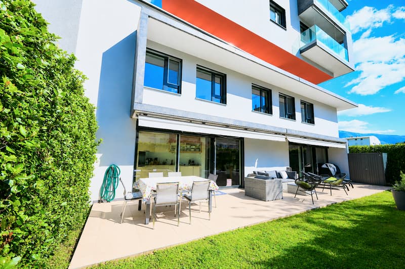 Modern 3.5-room duplex with secondary residence status and private garden (2)