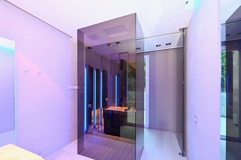 Moderno Appartamento con Giardino: Design, Tecnologia e Vista Lago (13)