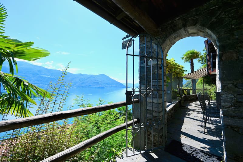 Charmantes Rustico mit atemberaubendem Blick auf den Lago Maggiore (8)