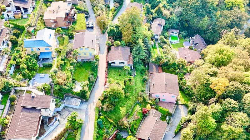 Proprietà con Terreno Edificabile e Casetta da Ristrutturare (2)
