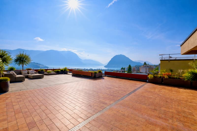 Attico Esclusivo con Terrazza Panoramica a 180 su Lago e Montagne (1)