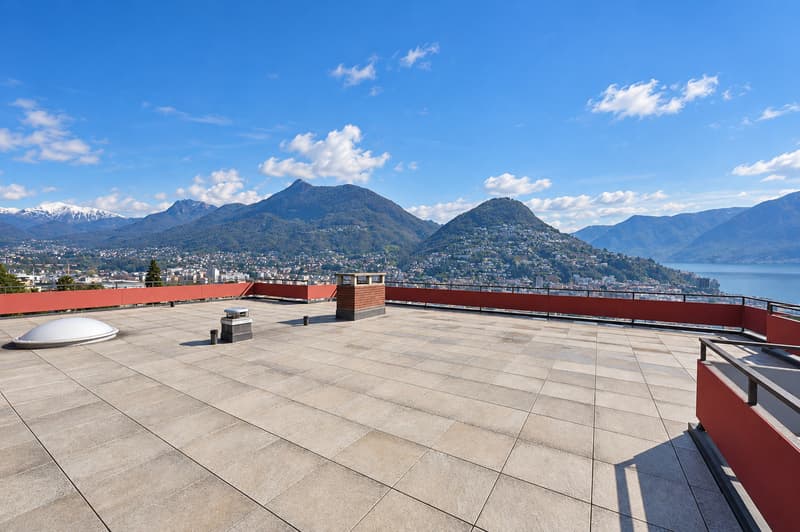 Attico Esclusivo con Terrazza Panoramica a 180 su Lago e Montagne (2)