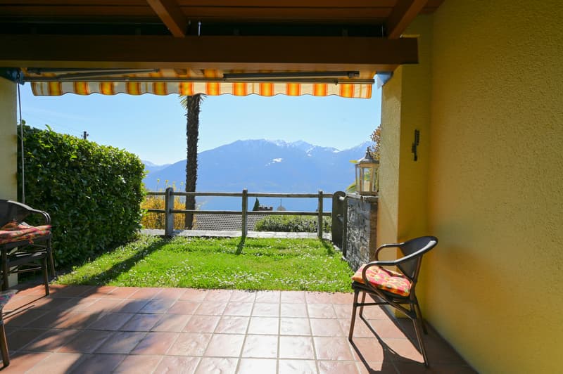 Casa a schiera con vista lago, pace assoluta e piscina comunitaria (6)