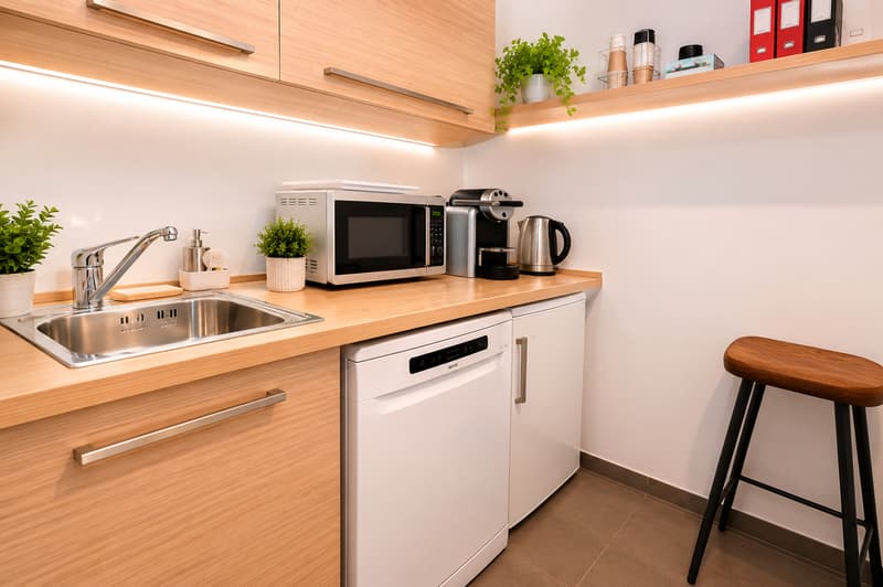 Representative Offices with Lake View and Parking in the Heart of Lugano (11)