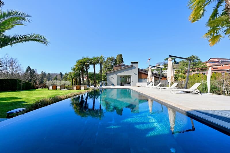 Esclusiva Villa di Design immersa nel Verde a Pochi Minuti da Lugano (4)