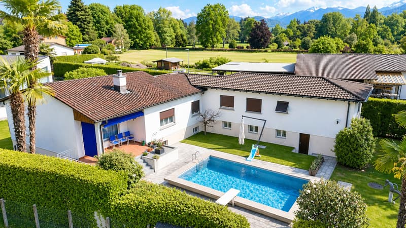 Bauland in Caslano, nur wenige Schritte vom Luganer See entfernt (4)
