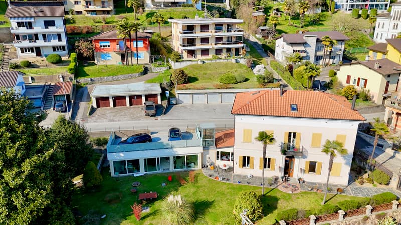 Prestigious 19th-century Villa Borghese with lake view in Ponte Tresa (4)