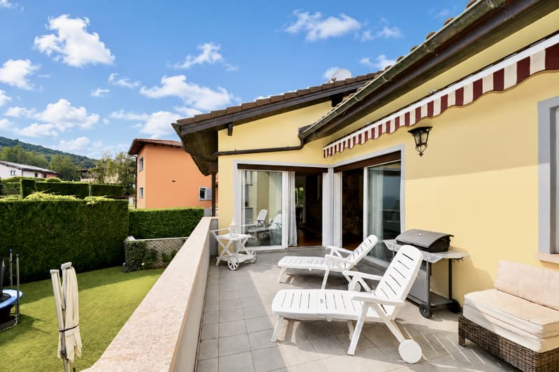 Raffinata Villa di Charme con Giardino e Possibilità Piscina (11)