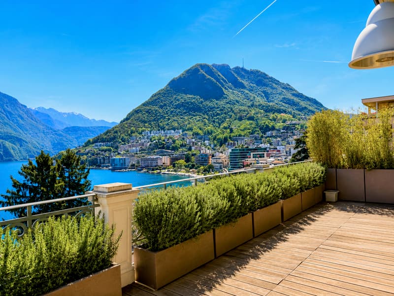 Affittasi Appartamento di Lusso con Vista Lago di Lugano in Palazzo d'Epoca (4)