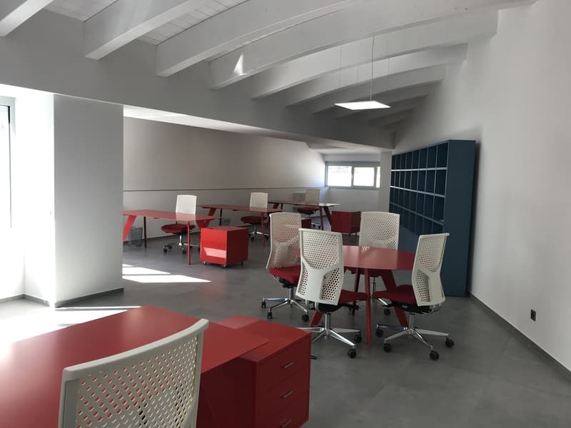 Ufficio di 330m2 - Ideale per Uso Proprio e/o Investimento a Reddito (10)