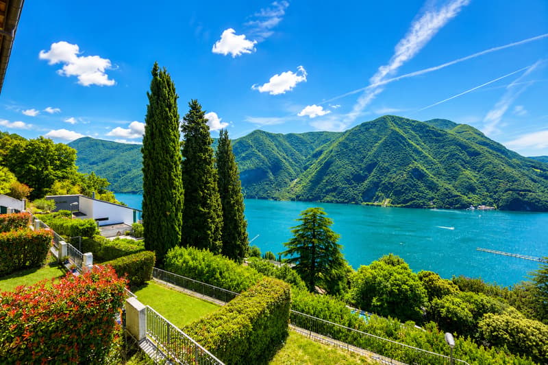 Refined Luxury Duplex with Breathtaking Lake View in Ruvigliana (4)