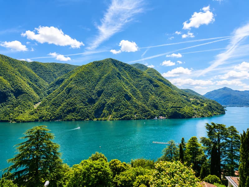 Refined Luxury Duplex with Breathtaking Lake View in Ruvigliana (3)