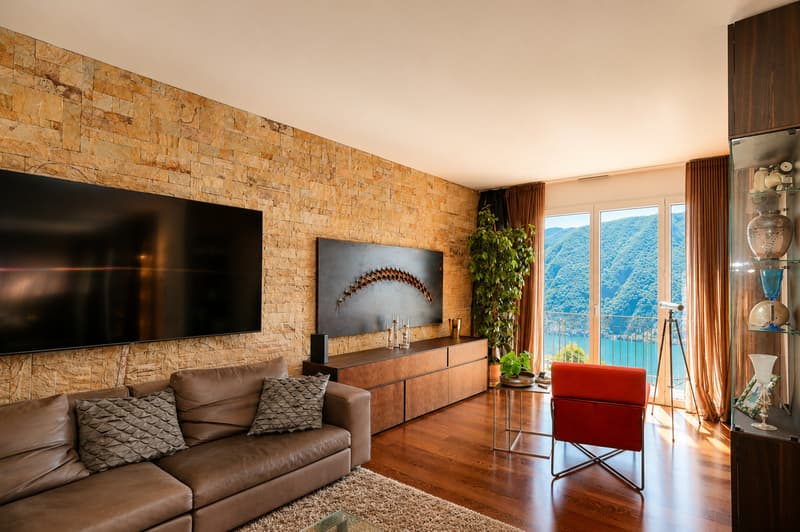 Refined Luxury Duplex with Breathtaking Lake View in Ruvigliana (8)
