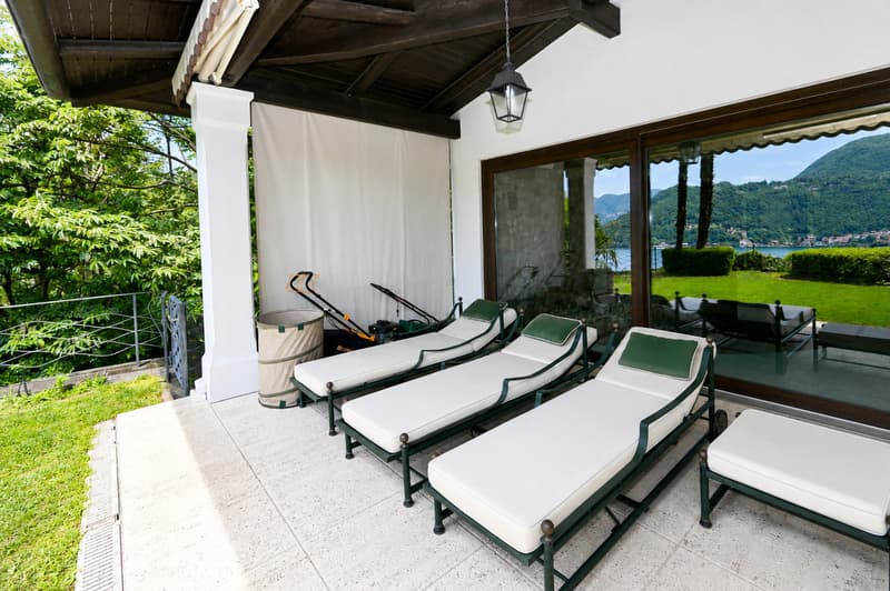 Villa di Lusso con Piscina e Vista Mozzafiato sul Lago di Lugo (8)