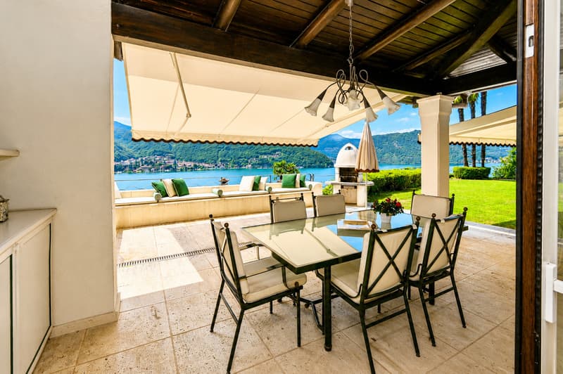 Villa di Lusso con Piscina e Vista Mozzafiato sul Lago di Lugo (6)