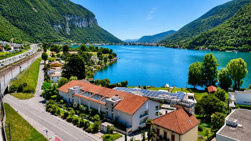 Raffinato Appartamento con Magnifica Vista sul Lago di Lugano (3)