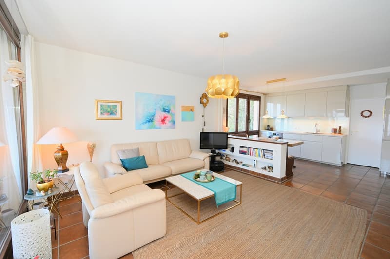 Mediterrane Ferienwohnung mit Seeblick und Aussenpool (7)