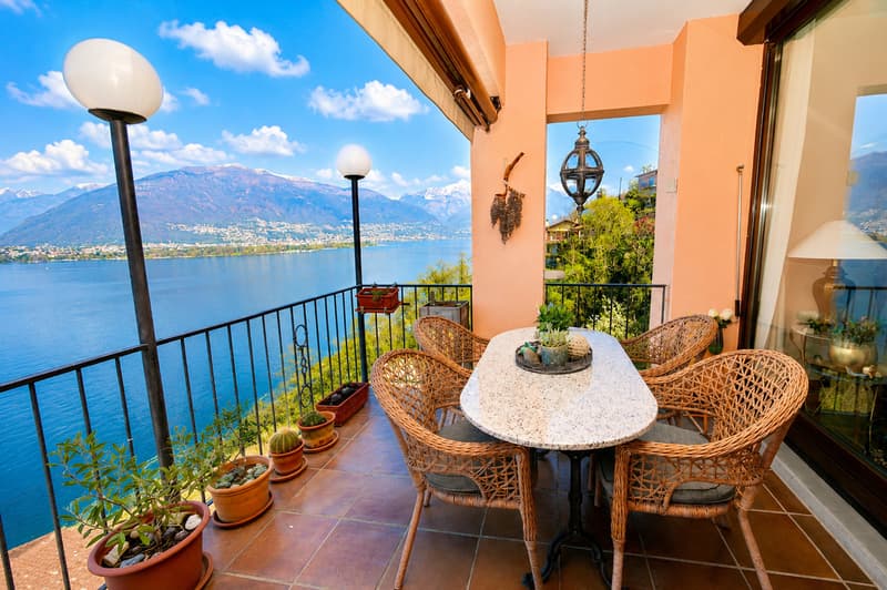 Mediterrane Ferienwohnung mit Seeblick und Aussenpool (2)