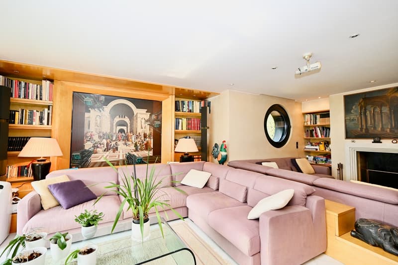 Incantevole Villa Bifamiliare con Giardino e Piscina Privati (7)