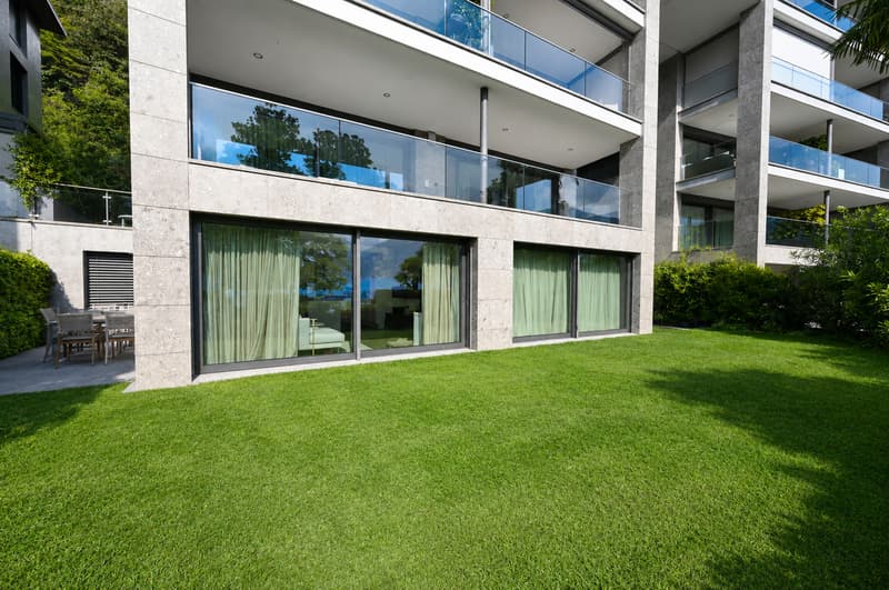 Raffinato Appartamento con Giardino Privato e Vista sul Lago di Lugano (3)