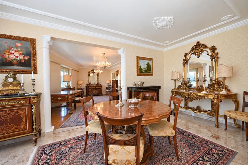 Elegante Villa di Lusso con Vista Lago e Piscina Riscaldata (9)