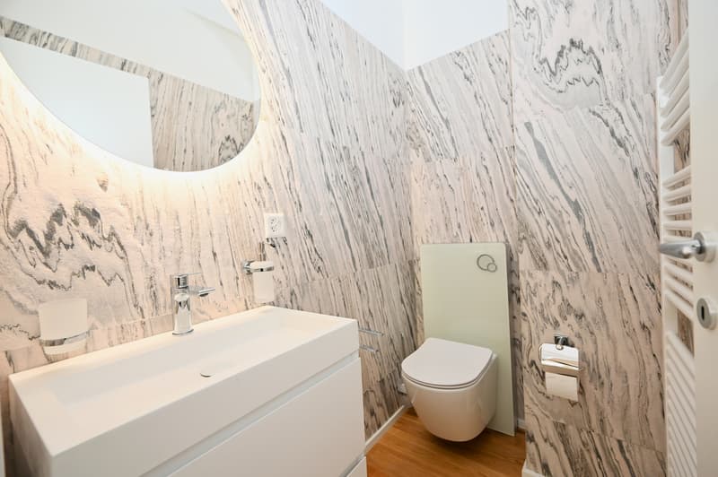 Appartamento completamente ristrutturato con vista lago a Ponte Tresa (10)