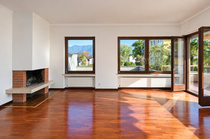 Spazioso appartamento con terrazza e giardino privato (6)