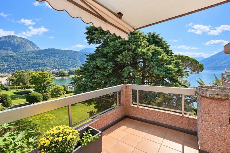 Attico di pregio con terrazza e vista sul lago di Lugano (7)