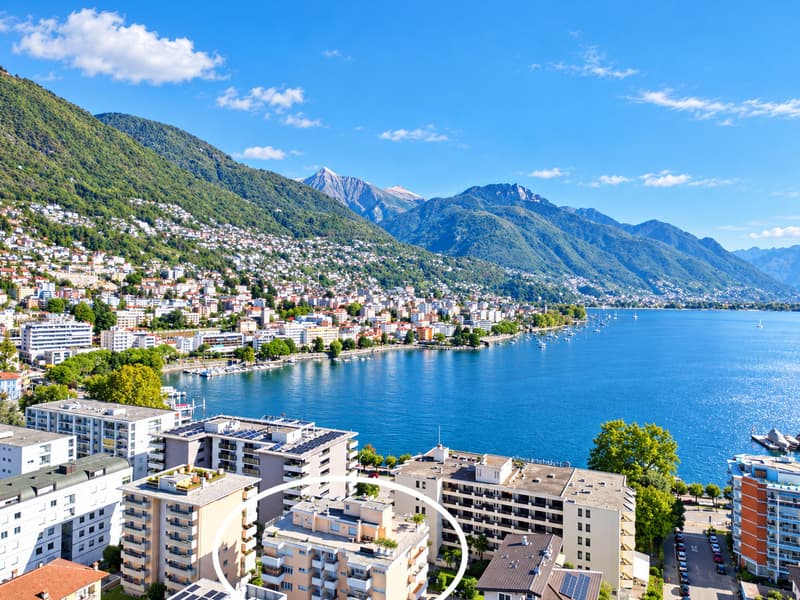 RESIDENZA PRIMARIA - Posizione centrale - 75 m dal lago - 2 balconi (2)