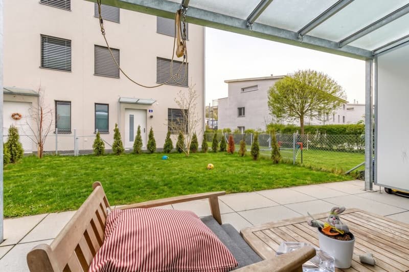 Casa a schiera moderna di 7,5 locali direttamente sulla riserva naturale di Töss (8)