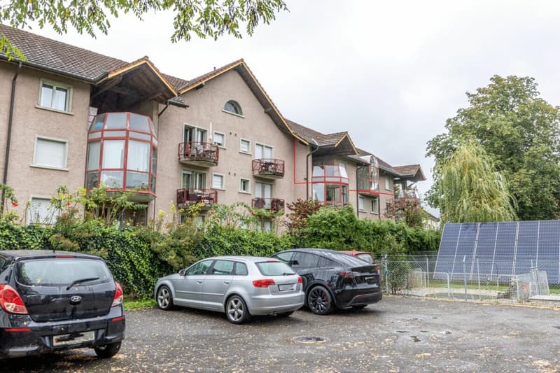 Appartement unique et lumineux avec plan d'étage individuel et deux balcons (14)