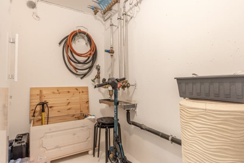 Maison individuelle détachée, moderne avec beaucoup d'espace pour vivre, les loisirs et les affaires (22)