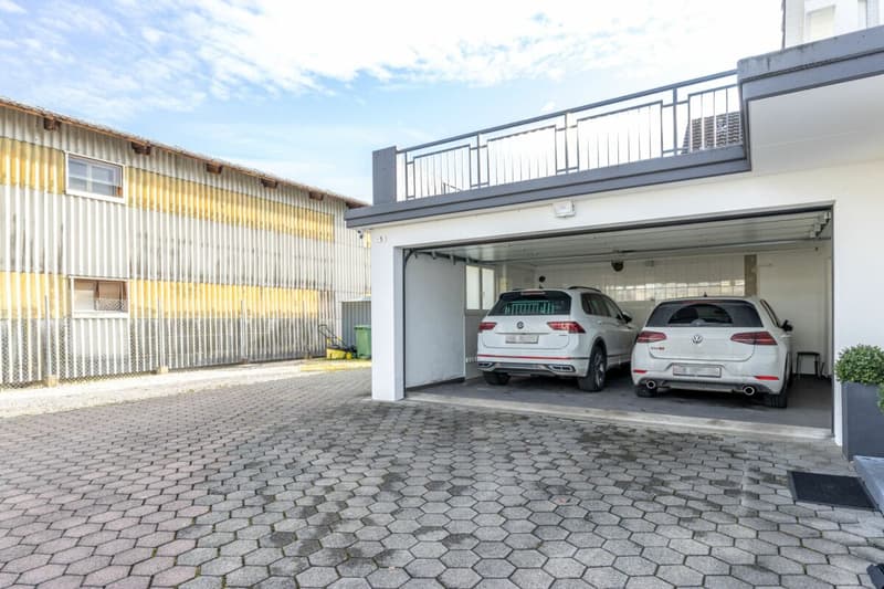 Maison individuelle détachée, moderne avec beaucoup d'espace pour vivre, les loisirs et les affaires (23)