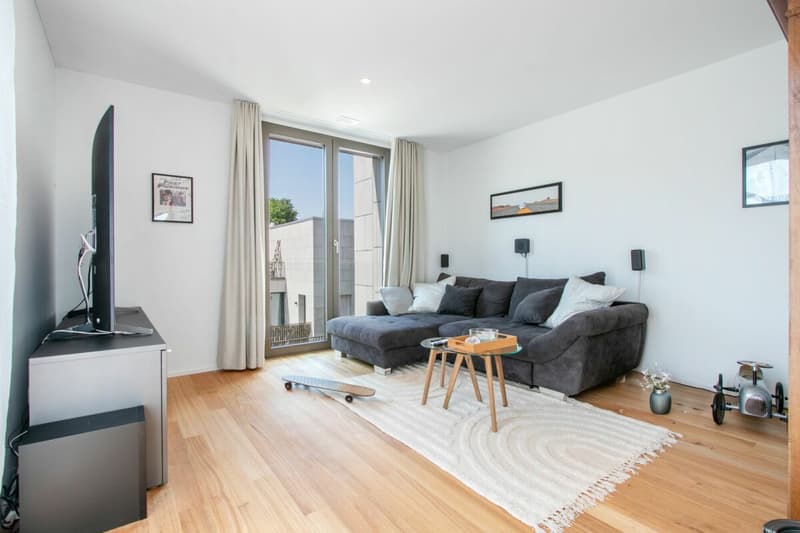Modern 3.5-room maisonette in Minergie-P standard - rural, central & with 40m² sun terrace (9)