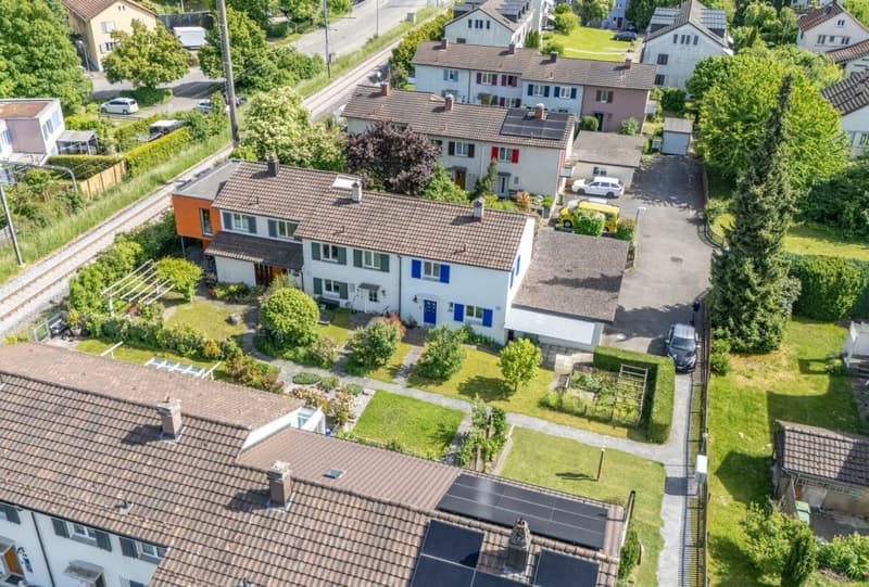Charming 4.5 room corner single-family house with protected outdoor area and garage box (3)