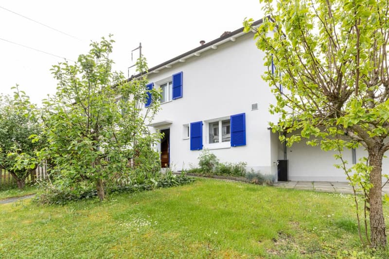 Charming 4.5 room corner single-family house with protected outdoor area and garage box (5)