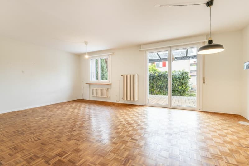 Charming 4.5 room corner single-family house with protected outdoor area and garage box (7)
