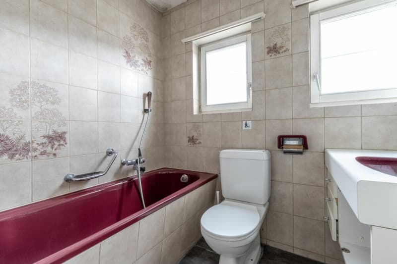Spacious 8.5-room family house with plenty of space and potential (17)