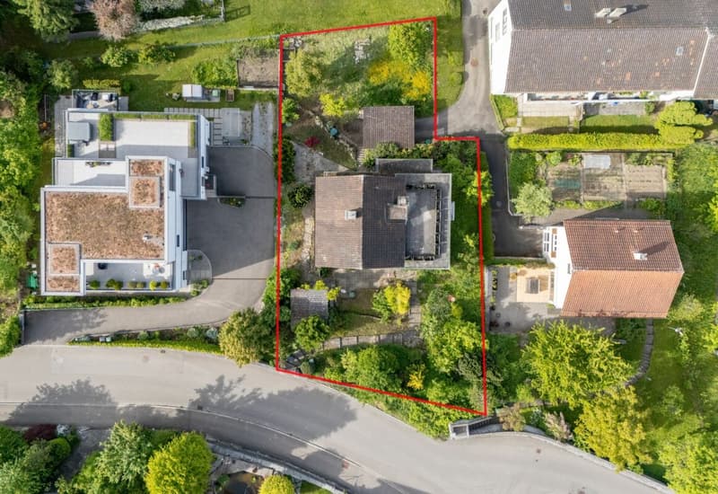 Spacious 8.5-room family house with plenty of space and potential (3)