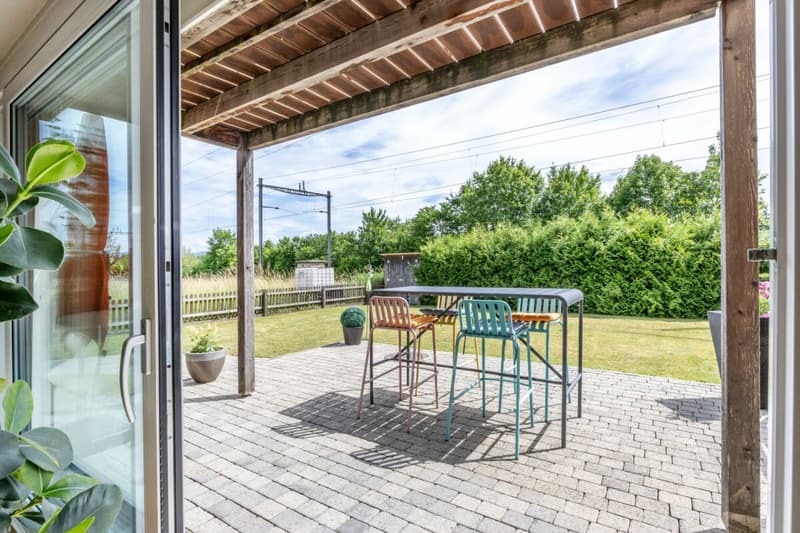 4.5-Zimmer-Eckhaus mit Ausbaupotenzial, grossem Garten und steuergünstiger Wohnlage in Seuzach (11)