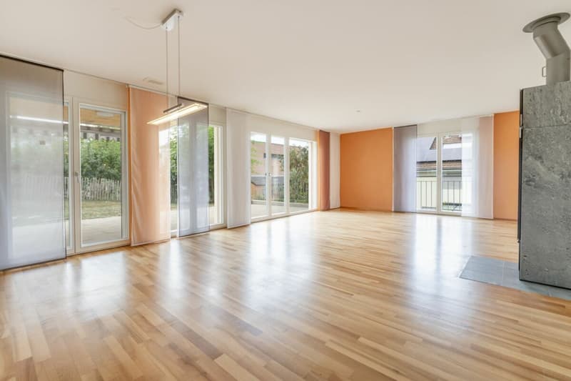 Freihstehendes 6.5-Zimmer-Einfamilienhaus mit Seesicht (9)
