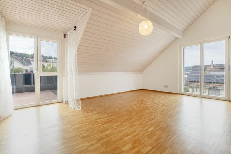 Freihstehendes 6.5-Zimmer-Einfamilienhaus mit Seesicht (15)