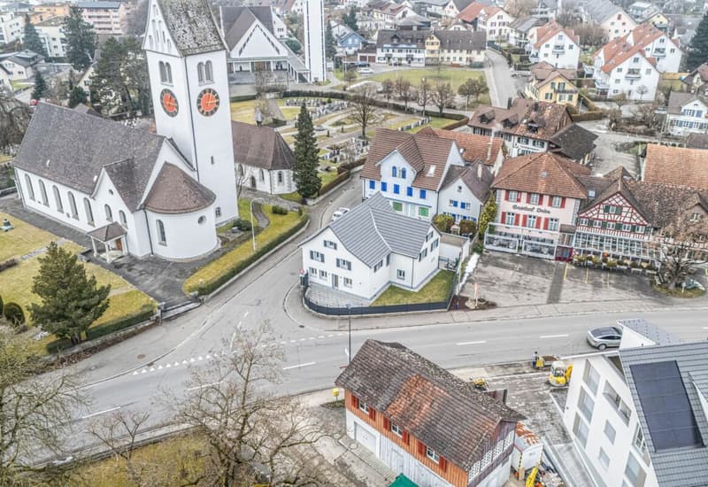 Freistehendes 7.5-Zimmer-Einfamilienhaus an zentraler Lage (36)